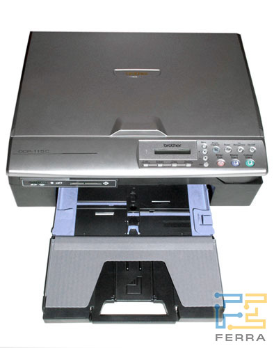 Brother DCP-115C: вид спереди