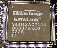 SiL3112ACT144_chip
