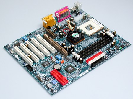 Gigabyte GA-7DXR.jpg