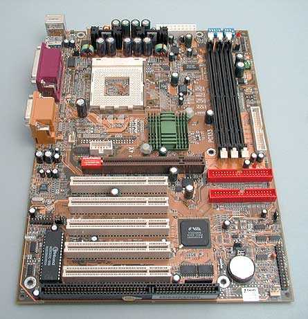Soltek SL-75KAV.jpg
