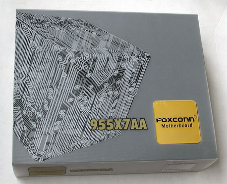 Упаковка платы Foxconn 955X7AA-8EKRS2