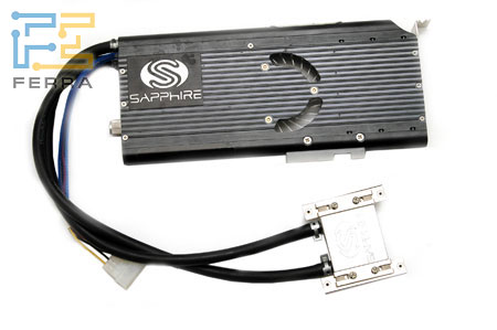 Система охлаждения, вид снизу Sapphire Toxic Radeon X1900XTX