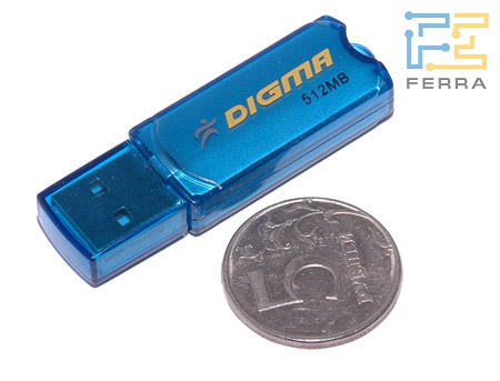 Digma 222 в масштабе с 5-ти рублевой монетой