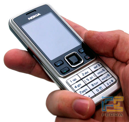Nokia 6300 в руке