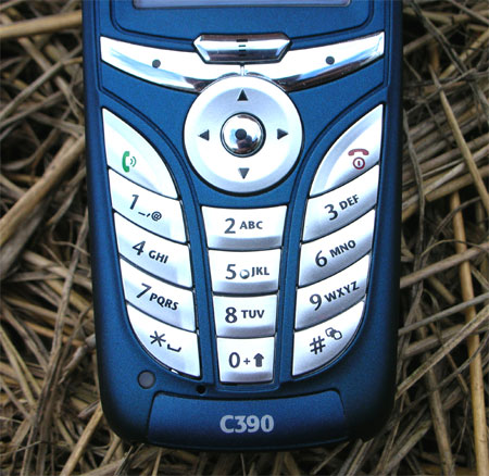 мобильный телефон Motorola C 390