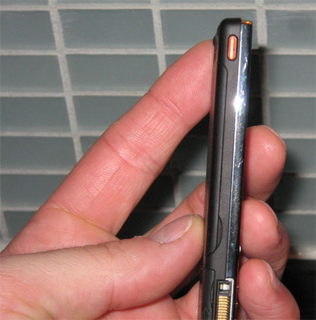 Sony Ericsson W880i 6
