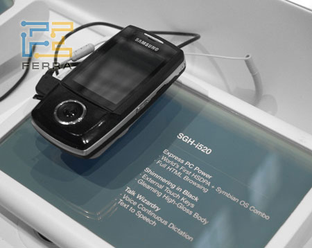 Samsung i520