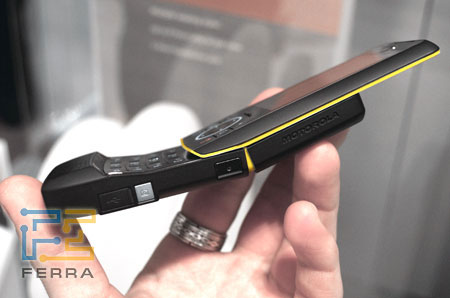 �������� Motorola � MOTORIZR Z8
