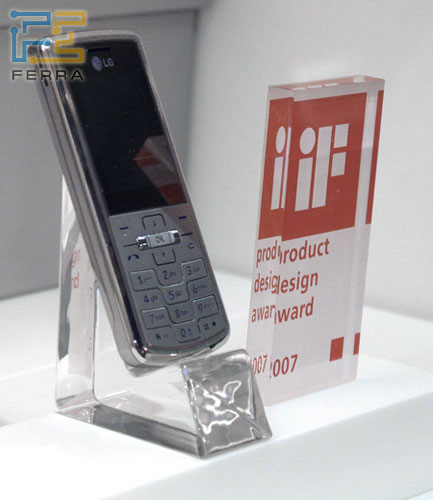Семейство Shine от LG - слайдер KE970, раскладушка SV490 и моноблок KE770 2