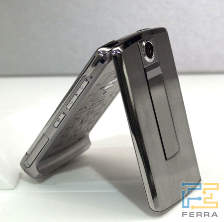 Семейство Shine от LG - слайдер KE970, раскладушка SV490 и моноблок KE770 3
