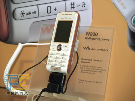 Sony Ericsson W200i