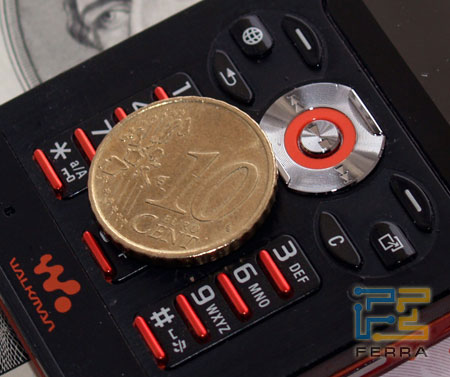 ������� Sony Ericsson W880i 4