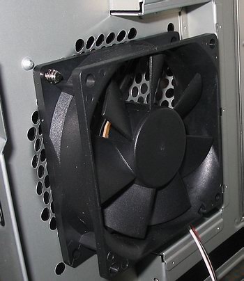 INWIN S564 CR 300W P4 - дополнительный кулер