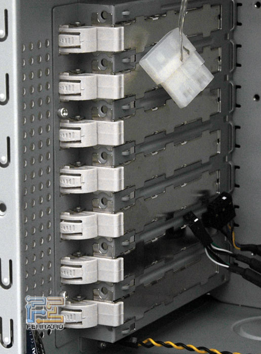 Sunbeamtech Silent Storm: ��������� ���� ����������