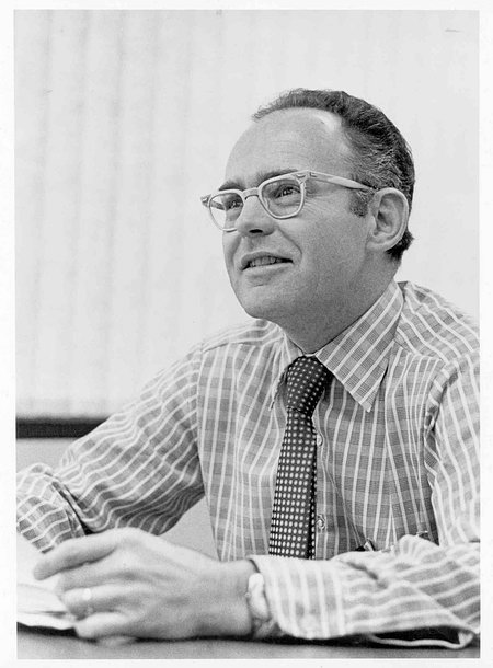 Gordon Moore 1975