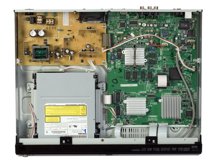 Toshiba HD A2: внутренности устройства