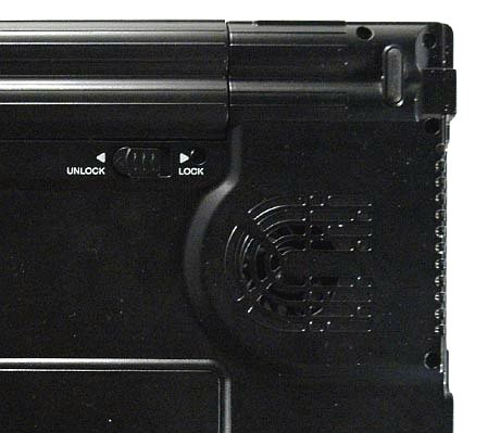 расположение воздухозаборного отверстия в ноутбуке LG LM70-P333
