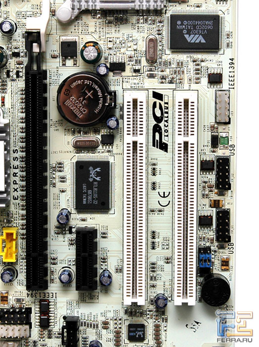 Слоты для карт расширения