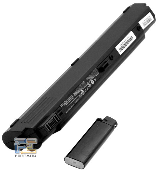 Desten EasyBook P852: �����������