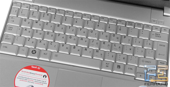 Toshiba Portege R500: ����������