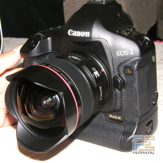 Canon EOS-1Ds Mark III
