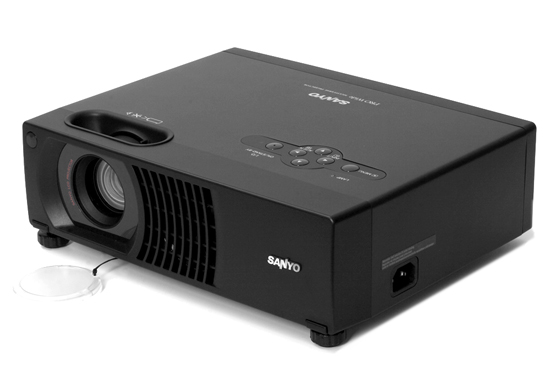 Sanyo PLC-WXU10E: ������� ������� 1