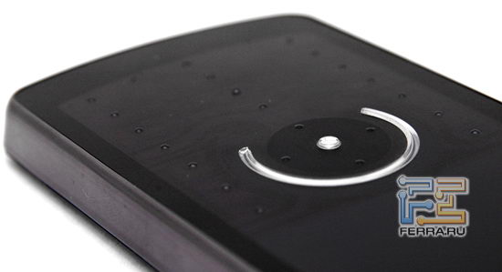 Motorola ROKR E8: ���������� 3