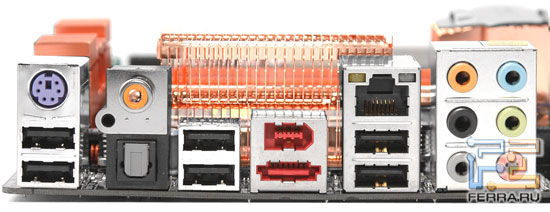 ������ ������ ASUS P5E3