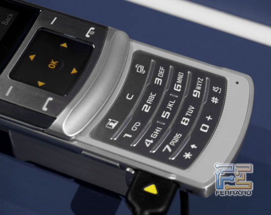 Samsung U900 Soul �� �������� Mobile World Congress 2008 3