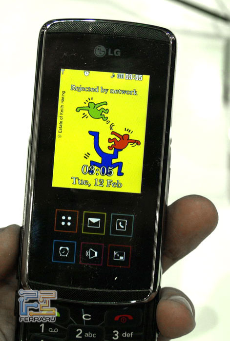 LG KF600 �� �������� Mobile World Congress 2008 6