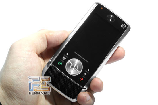 Motorola RIZR Z10: � ���� 1