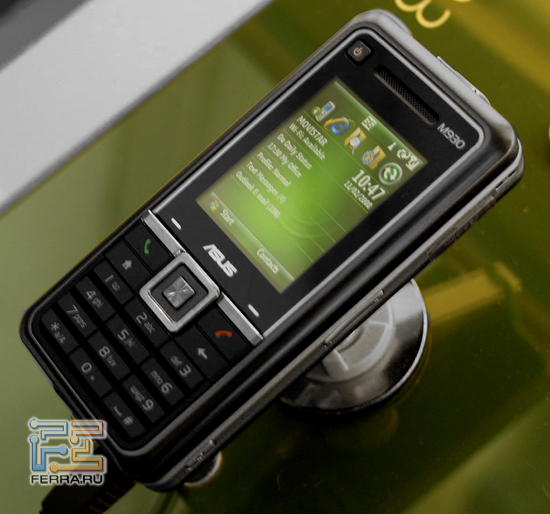 ASUS M930W 1