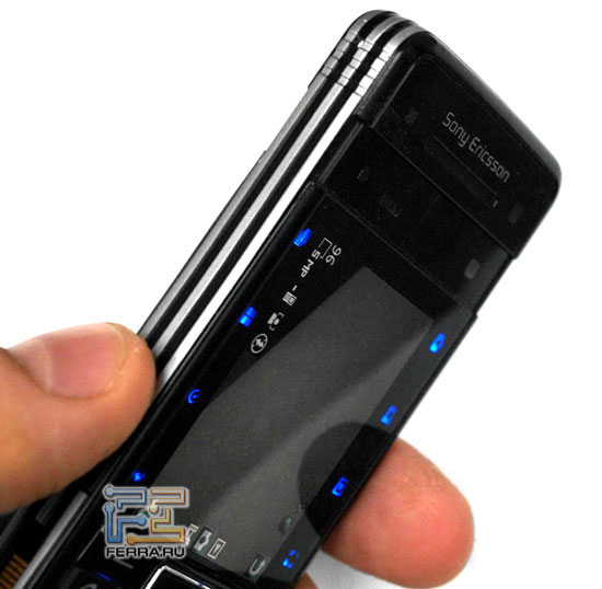 Sony Ericsson C902: ������ ������