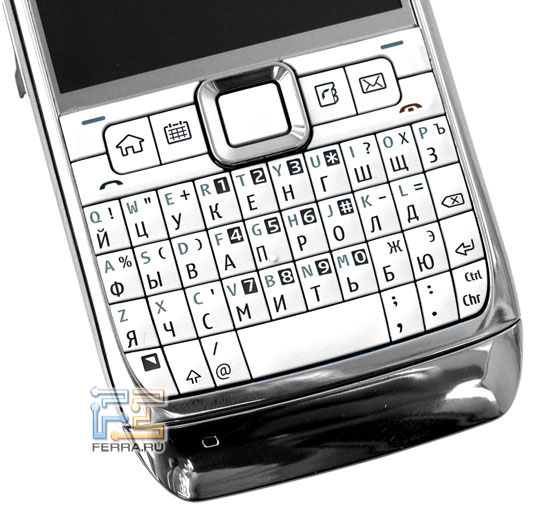 ��������� QWERTY-���������� � ������������ 3-�������������� �������: Nokia E71 4