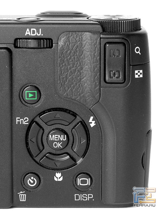 Кнопки Ricoh GX200 и Ricoh GR DIGITAL II почти идентичны