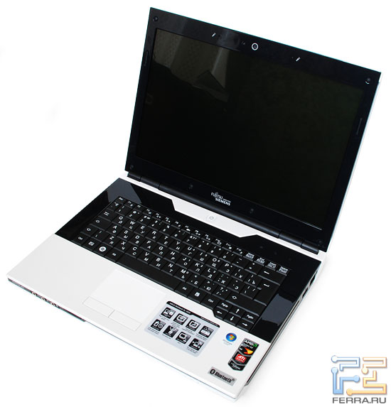 Fujitsu Siemens AMILO Sa3650: внешний наружность в открытом состоянии 1