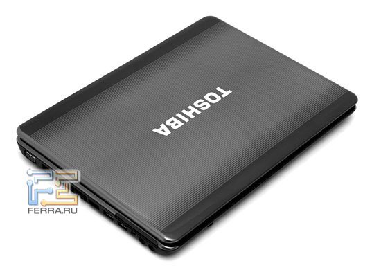 Toshiba Satellite U400-10O: внешний вид в закрытом состоянии