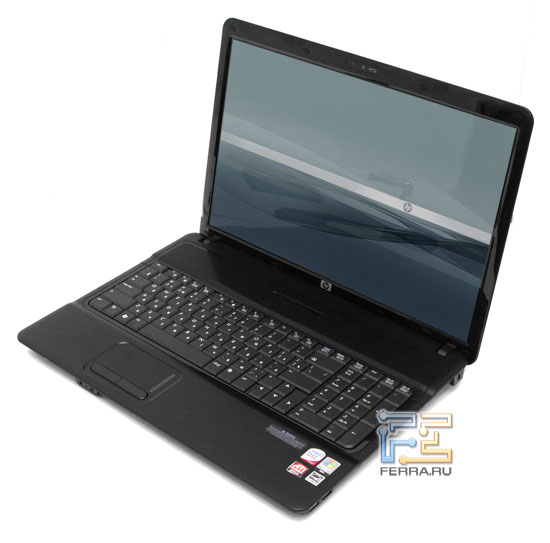 HP Compaq 6830s: внешний облик в открытом состоянии 1