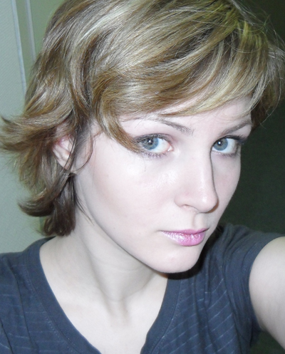 p_portrait w light-sm