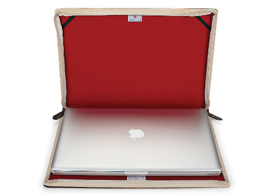 TwelveSouth BookBook