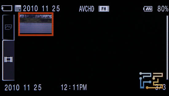 Дисплей Sony SLT-A33 в режиме отображения фотографий