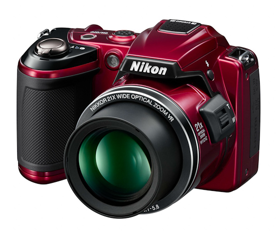 Nikon Coolpix L120: вид спереди