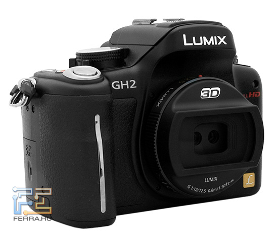 Lumix GH2 с установленным 3D-объективом