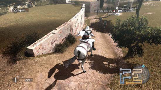 Увы, даже в третьей по счету игре серии, Assassin's Creed: Brotherhood, разработчики так и не сделали конные поездки удобными