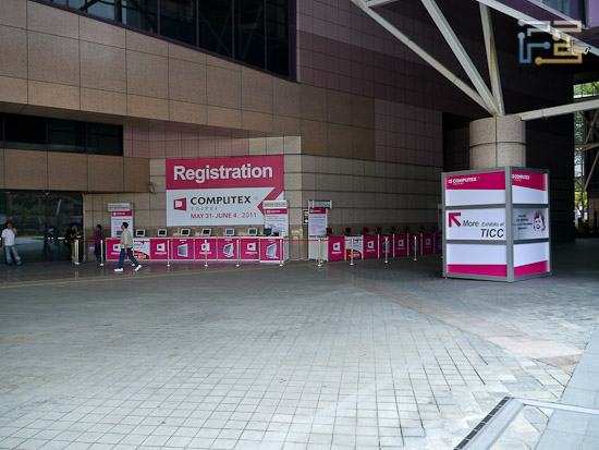 Завтра у этих стендов будут огромные очереди из желающих попасть на Computex