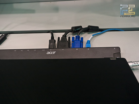 В Acer ProDock есть 4 видео-выхода D-Sub, HDMI, DVI, Display Port