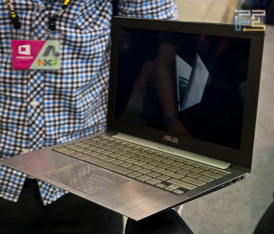 Asus UX правая грань