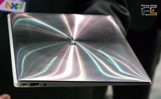 Asus UX полированный металл крышки