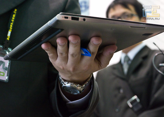 Asus UX вид снизу