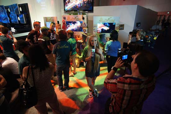 Для кого-то E3 2011 была развлечением, а для кого-то - напряженной работой
